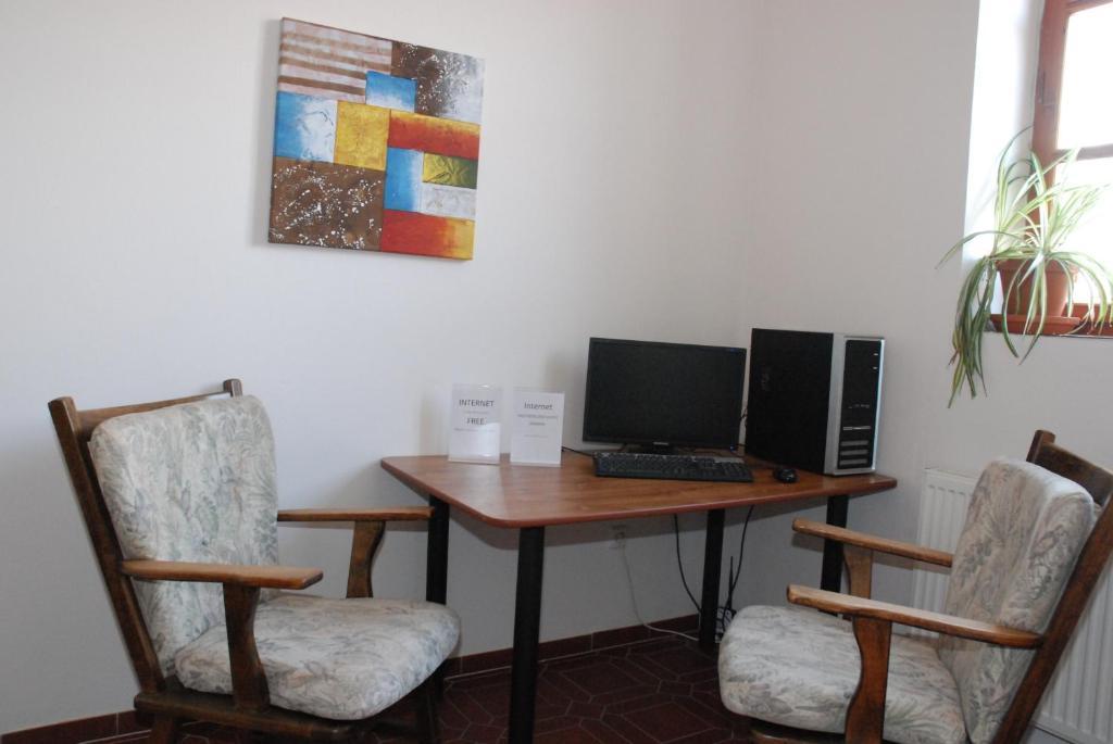 Hotel U Ruze Slavonice Esterno foto